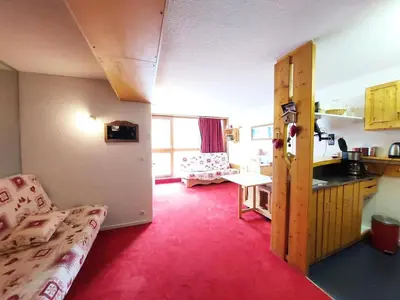 Cuisine ou kitchenette dans l'établissement Résidence Tournavelles - Bel appartement 2 pièces 5 personnes au pied des pistes et des commerces, proche de l'ESF et de la garderie dans le village des MAE-2068