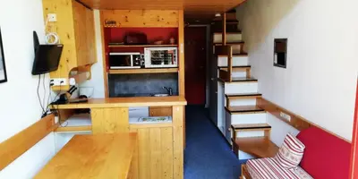 Cuisine ou kitchenette dans l'établissement Résidence Aiguille Grive Bat Ii - Appartement 2 pièces en duplex pour 5 personnes proche des pistes dans le village de Charmettoger à Arc 1800 MAE-2075