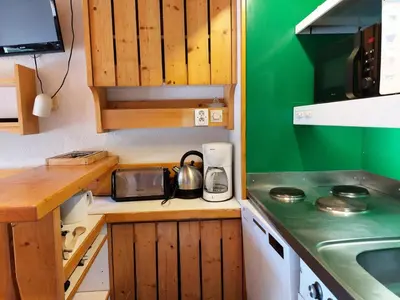 Cuisine ou kitchenette dans l'établissement Résidence Archeboc - Appartement en duplex pour 6 personnes à Arc 1800 proche des pistes dans le village de Charmettoger MAE-2694