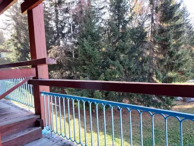 Balcon ou terrasse dans l'établissement Résidence Belles Challes - Studio 4 personnes à Arc 1800 skis aux pieds et proche des commerces dans le village du Charvet MAE-1799