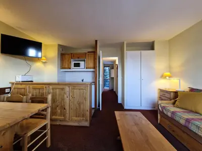 Cuisine ou kitchenette dans l'établissement Résidence Ruitor Arc 1800 - Appartement 3 pièces pour 6 personnes dans une résidence calme, proche du télécabine dans le village de Charmettoger à Arc 1800 MAE-1711