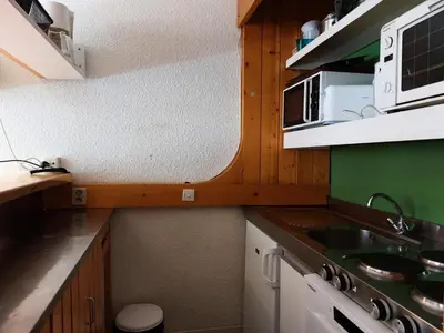 Cuisine ou kitchenette dans l'établissement Résidence Nova - Appartement 2 pièces 5 personnes proche des pistes, des commerces, de la garderie et de l'ESF au centre de la station d’Arc 1800 MAE-1922