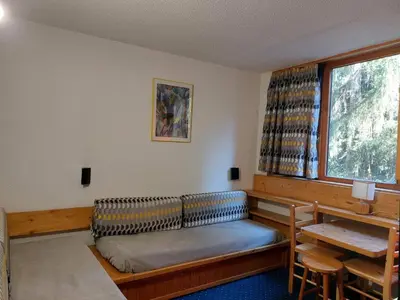Coin salon dans l'établissement Résidence Nova - Studio 2 personnes, proche des pistes et des commerces, au cœur de la station d’Arc 1800 dans le village des Villards MAE-1988