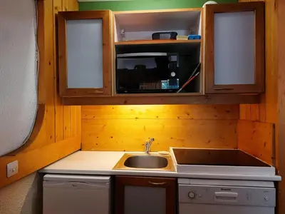 Cuisine ou kitchenette dans l'établissement Résidence Nova - Appartement 2 pièces 6 personnes proche des pistes, des commerces, de la garderie et de l'ESF au centre de la station d’Arc 1800 MAE-1877