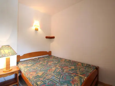 Un ou plusieurs lits dans un hébergement de l'établissement Appart cosy 4 pers, pied des pistes, wifi, garage à Val-Cenis - FR-1-508-261