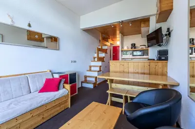 Cuisine ou kitchenette dans l'établissement Résidence Aiguille Grive Bat Ii - Joli 3 pièces en duplex pour 6 personnes, avec une vue plongeante sur la vallée, proche des pistes dans le village de Charmettog MAE-1714