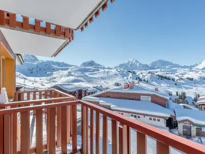 Vue générale sur la montagne ou vue sur la montagne depuis l'appartement