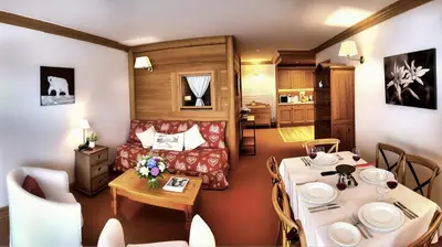 Cuisine ou kitchenette dans l'établissement Chalet Les Alpes