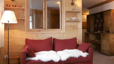 Coin salon dans l'établissement Chalet Les Alpes