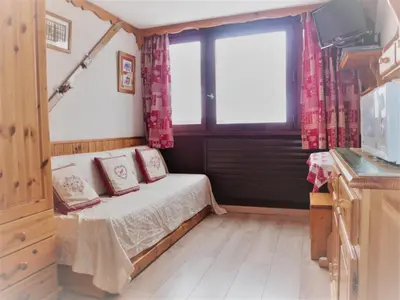 Un ou plusieurs lits dans un hébergement de l'établissement Résidence Le Palafour - Studio 2 personnes à Tignes au pied des pistes, des commerces, de l'ESF et de l'office du tourisme dans le quartier du lac. Appa MAE-2160