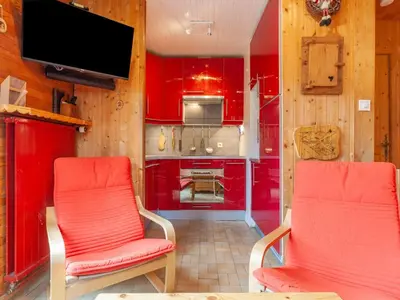 Télévision ou salle de divertissement dans l'établissement Holiday Home Le Cafetan - Les Chartreux by Interhome