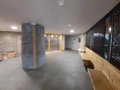 Plan de l'établissement Appartement confortable avec accès direct aux pistes, parking et vue sur Bellevarde - FR-1-518-100