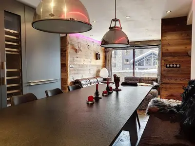 Coin salon dans l'établissement Appartement Centre Val-d'Isère pour 6 pers, Balcon Ensoleillé - FR-1-518-87