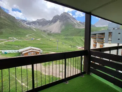 Vue générale sur la montagne ou vue sur la montagne depuis l'appartement