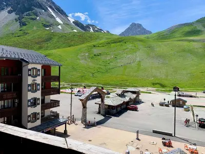 Vue générale sur la montagne ou vue sur la montagne depuis l'appartement