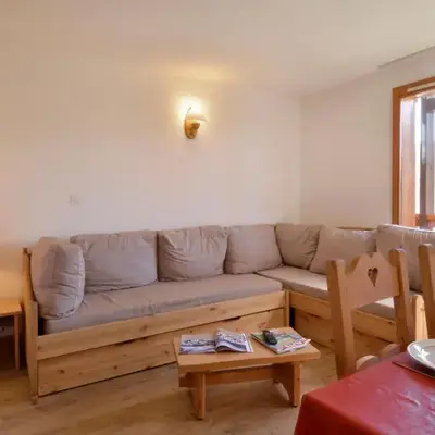 Appartement confort rénové 5 pers au pied des pistes avec WIFI et animaux admis - FR-1-181-2085