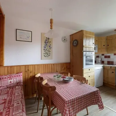 Appartement confortable accès pistes - Animaux bienvenus - WIFI gratuit - FR-1-181-2098