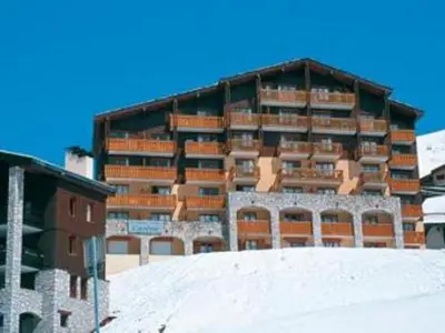 L'établissement Appartement cosy au pied des pistes avec balcon et WIFI - FR-1-181-2151 en hiver
