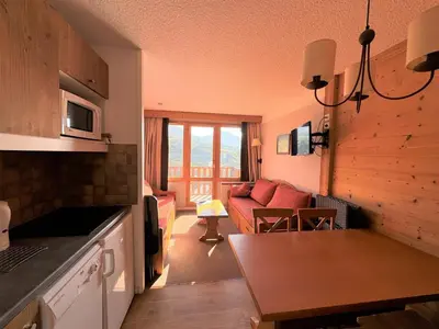 Cuisine ou kitchenette dans l'établissement Studio au pied des pistes avec animaux admis - FR-1-181-2209