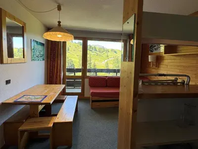 Cuisine ou kitchenette dans l'établissement Appartement avec balcon et accès direct pistes, animaux admis - FR-1-181-2225
