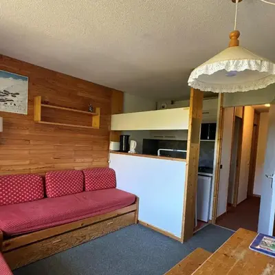 Appartement avec balcon et accès direct pistes