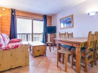 Coin salon dans l'établissement Appartement calme aux Arcs 1800, 6 pers, balcon - FR-1-346-320