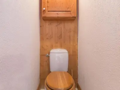 Plan de l'établissement Appartement lumineux au calme avec balcon et accès skis aux pieds - FR-1-346-397