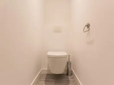 Salle de bains dans l'établissement Appartement spacieux 4 pièces au centre station avec balcon pour 8 personnes - FR-1-346-400