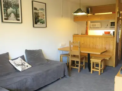 Cuisine ou kitchenette dans l'établissement Appartement 5 pers, Balcon, Wifi gratuit aux Arcs 1800 - FR-1-346-435