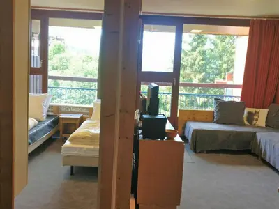 Un ou plusieurs lits dans un hébergement de l'établissement Appartement 5 pers, Balcon, Wifi gratuit aux Arcs 1800 - FR-1-346-435