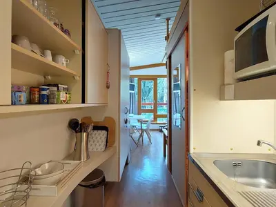 Cuisine ou kitchenette dans l'établissement Studio en station avec balcon et WIFI gratuit - FR-1-346-434
