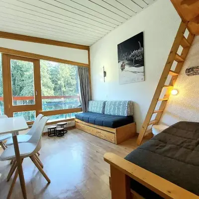 Studio en station avec balcon et WIFI gratuit - FR-1-346-434