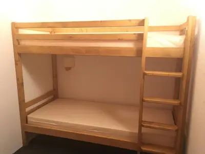Un ou plusieurs lits superposés dans un hébergement de l'établissement Studio lumineux aux Arcs 2000, accès ski et balcon - FR-1-346-446