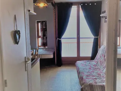 Un ou plusieurs lits dans un hébergement de l'établissement Appartement 4 pers. Avec balcon au calme - FR-1-346-460