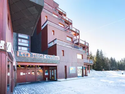 L'établissement Studio rénové 4 pers, ski aux pieds, balcon - FR-1-346-464 en hiver