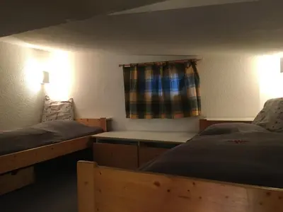 Un ou plusieurs lits dans un hébergement de l'établissement Duplex Calme avec Balcon, 6 pers, Les Arcs 1800 - FR-1-346-476