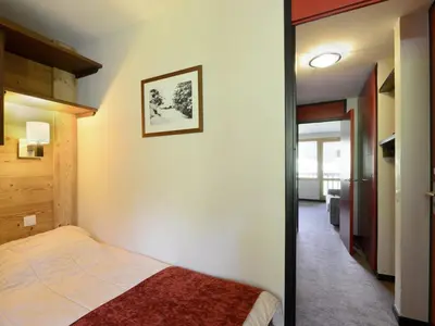 Un ou plusieurs lits dans un hébergement de l'établissement Appartement à Belle Plagne, accès pistes, 4 pers. - FR-1-181-2317