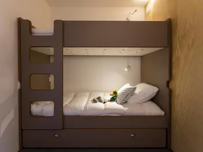 Un ou plusieurs lits dans un hébergement de l'établissement Studio rénové proche centre avec balcon et WiFi - FR-1-346-362