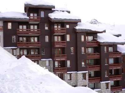 L'établissement Studio Rénové au Cœur de la Station avec Balcon et Parking - FR-1-181-2431 en hiver