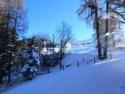L'établissement Résidence Aiguille Grive Bat Iii - Appartement 2 pièces 6 personnes en duplex, skis aux pieds, dans le village de Charmettoger à Arc 1800 MAE-1696 en hiver