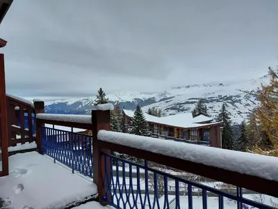L'établissement Résidence Aiguille Grive Bat Ii - Très bel appartement de 2 pièces, rénové pour 5 personnes, proche des pistes dans le village de Charmettoger à Arc 1800 MAE-1743 en hiver