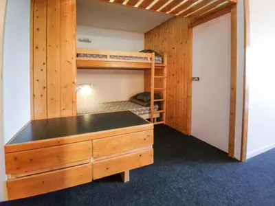 Un ou plusieurs lits dans un hébergement de l'établissement Résidence Nova - Appartement 2 pièces 6 personnes proche des pistes, des commerces, de la garderie et de l'ESF au centre de la station d’Arc 1800 MAE-2036