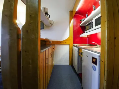 Cuisine ou kitchenette dans l'établissement Résidence Nova - Appartement 2 pièces 6 personnes proche des pistes, des commerces, de la garderie et de l'ESF au centre de la station d’Arc 1800 MAE-2036