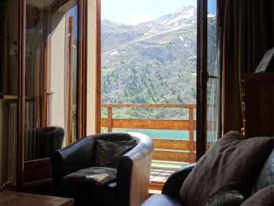 Vue générale sur la montagne ou vue sur la montagne depuis l'appartement
