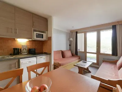 Cuisine ou kitchenette dans l'établissement Appartement cosy, accès direct pistes, 5 pers, Belle Plagne - FR-1-181-2386