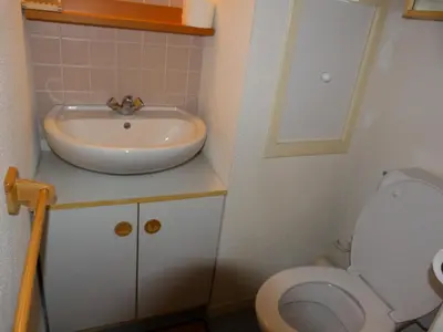 Salle de bains dans l'établissement Résidence Aiguille Grive Bat Iii - Appartement 2 pièces 6 personnes en duplex, skis aux pieds, dans le village de Charmettoger à Arc 1800 MAE-2032