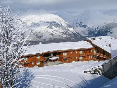L'établissement Appartement calme avec balcon, accès direct aux pistes - FR-1-346-417 en hiver