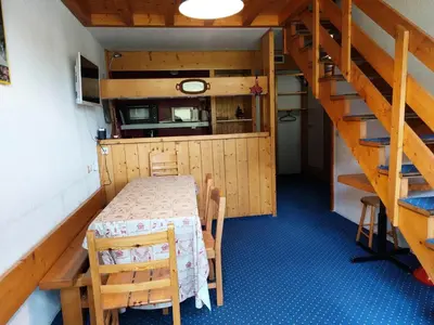 Cuisine ou kitchenette dans l'établissement Résidence Tournavelles - Appartement 4 pièces 8/10 personnes en duplex, avec vue sur les pistes, skis aux pieds et proche des commerces dans le village d MAE-1865