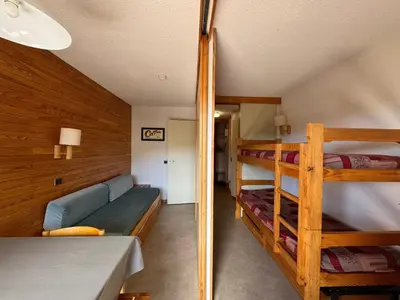 Un ou plusieurs lits dans un hébergement de l'établissement Studio pratique 3/4 pers, pied des pistes, animaux admis - FR-1-181-2276