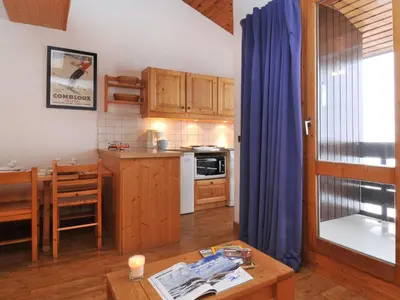 Cuisine ou kitchenette dans l'établissement Appartement accueillant au pied des pistes, 7 pers - FR-1-181-2200